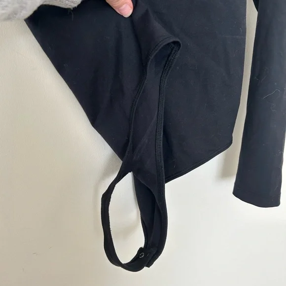 Abercrombie & Fitch Black Long Sleeve Bodysuit - Picture 4 of 5